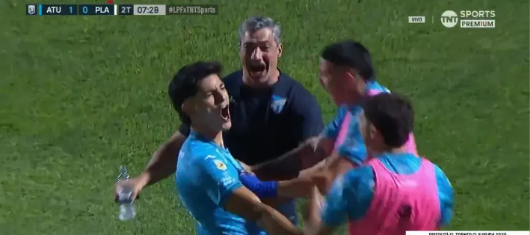 Screenshot_2025-10-04-21-18-26-741_com.twitter