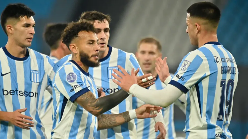 tras-la-salida-de-costas-como-dt-racing-le-gana-a-independiente-petrolero-en-su-ultimo-partido-en-la-copa-sudamericana-foto-fotobaires-XRQPXR4HTVG2HJT5UCACKZ57Z4