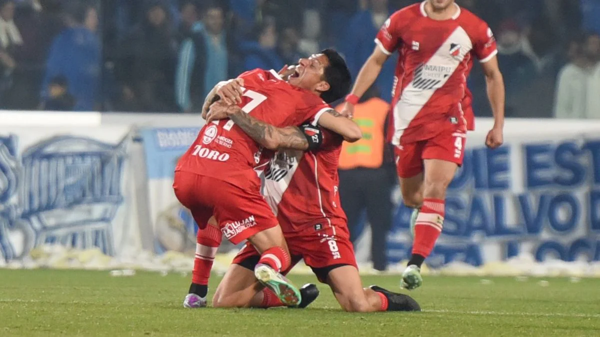 con-enzo-perez-estandarte-maipu-amargo-godoy-cruz-el-gambarte