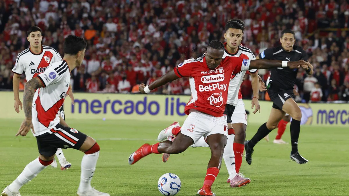 independiente-santa-fe-vs-river