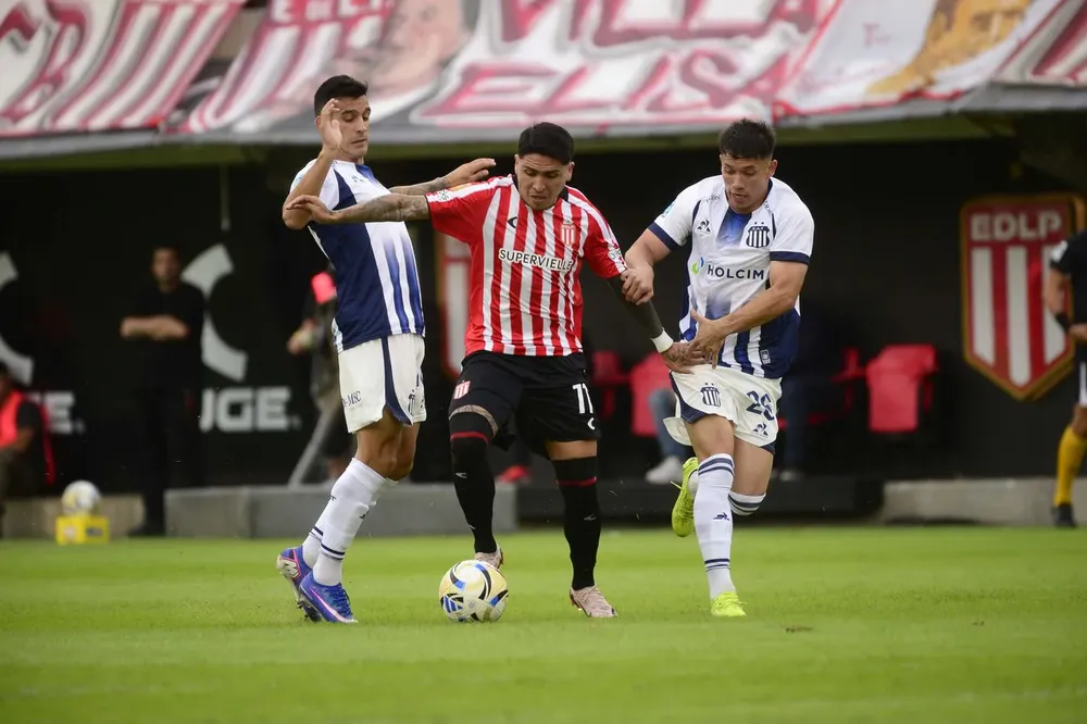 estudiantes-talleres-farias