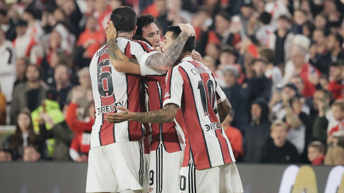 river-y-un-triunfo-que-vale-oro-argentinos-juniors-el-monumental (1)
