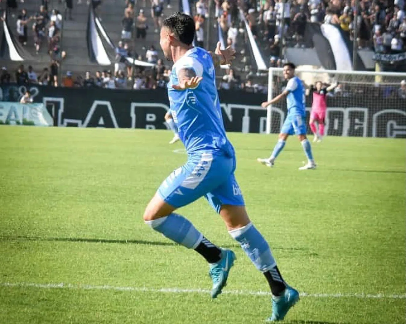 WhatsApp Image 2025-10-05 at 6.44.07 PM (1)