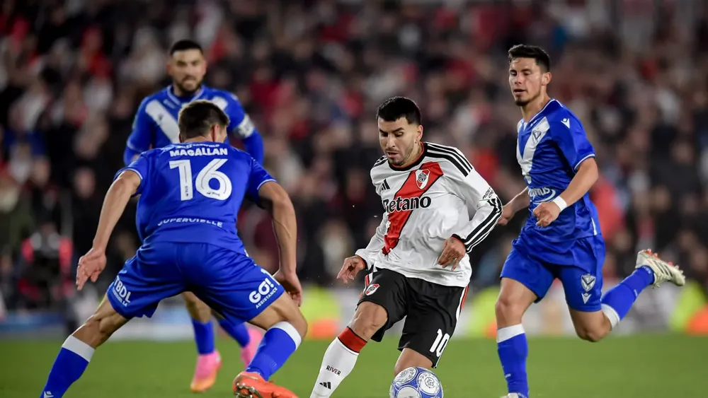 angel-correa-en-el-empate-2-2-de-river-ante-velez-en-el-monumental_1440x810