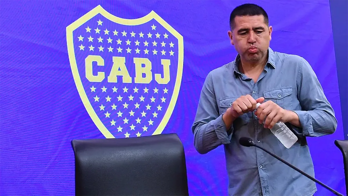 riquelme_presi_boca1jpg