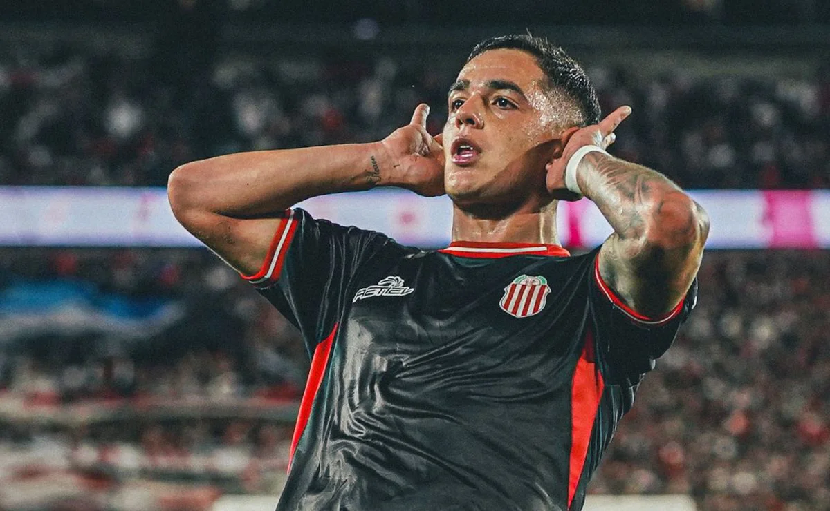 Gonzalo-Morales-autor-del-gol-de-Barracas-Central-ante-River-Plate-1200x740
