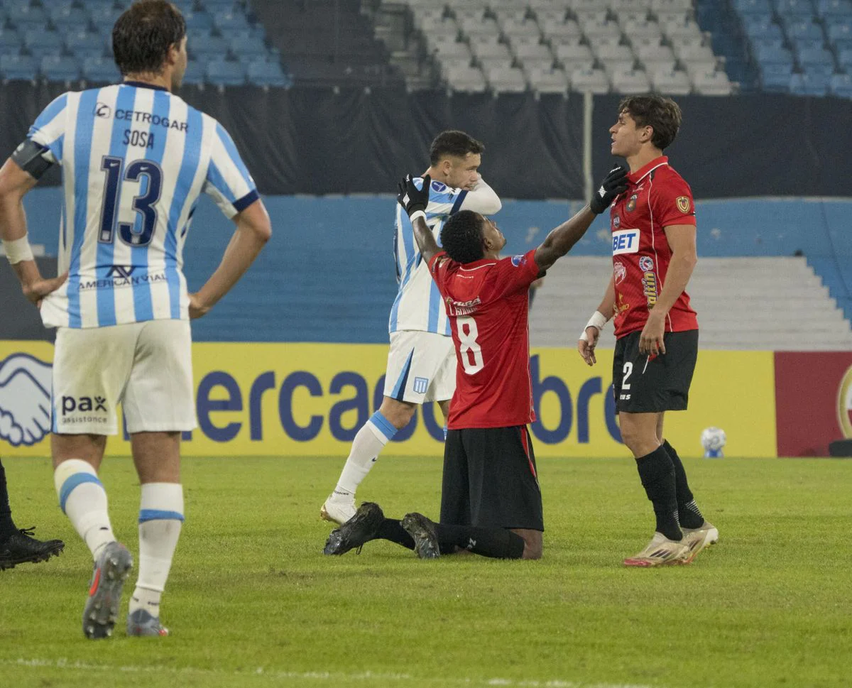 racing-caracas-copa-sudamericanaurgente24jpg